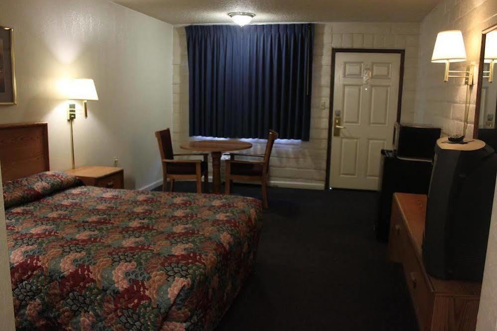 River Inn Susanville Exterior photo